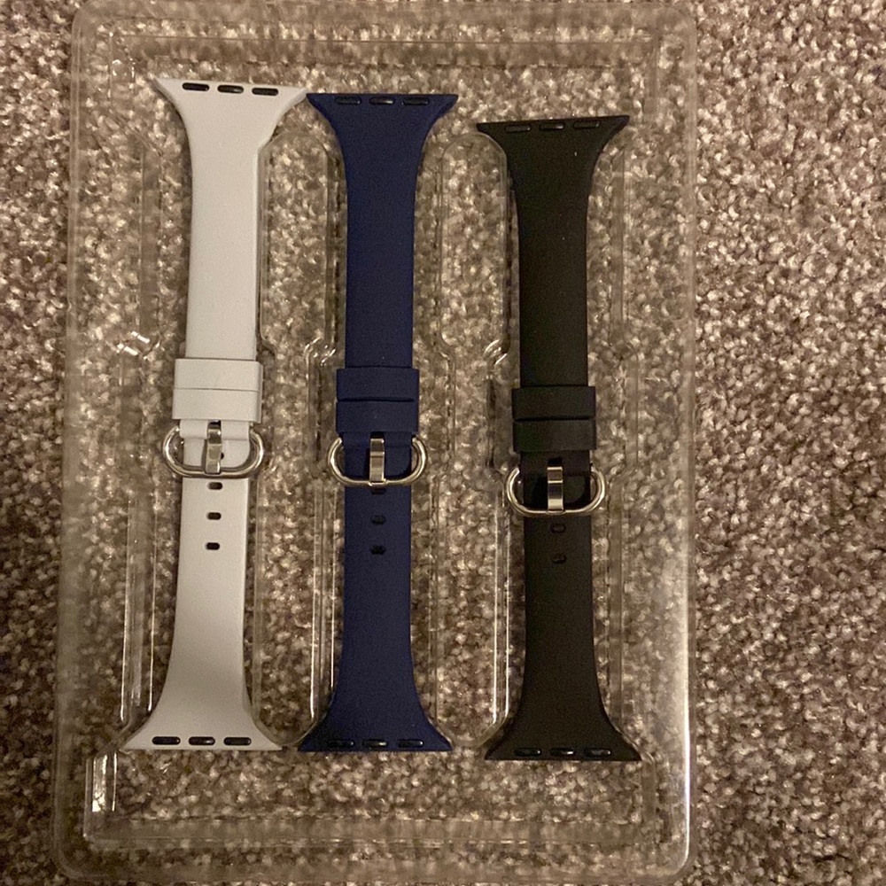 3 silicon Apple Watch bands (38 mm) NEVER WORN!